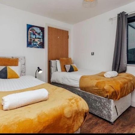 Sl Luxury 2 Bed Broad St Home Бирмингам Екстериор снимка