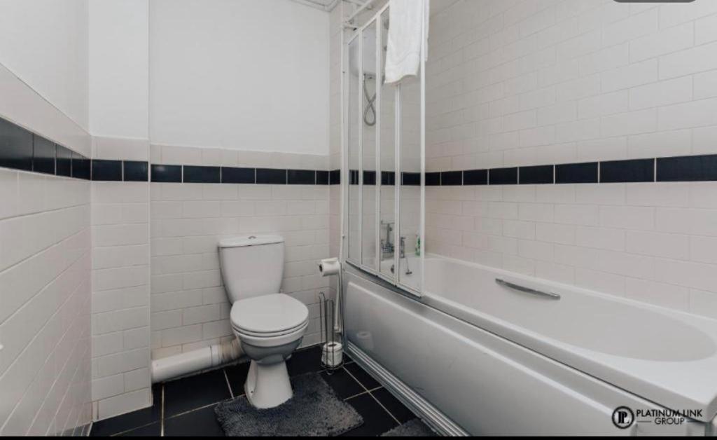 Sl Luxury 2 Bed Broad St Home Бирмингам Екстериор снимка